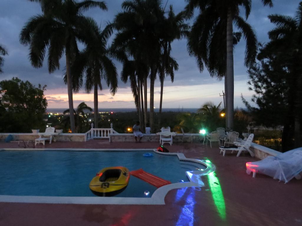 Bed and Breakfast The Retreat @ A Piece Of Paradise Montego Bay Zimmer foto