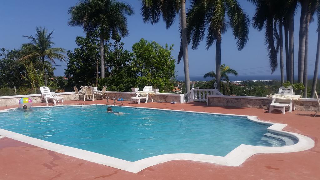 Bed and Breakfast The Retreat @ A Piece Of Paradise Montego Bay Exterior foto