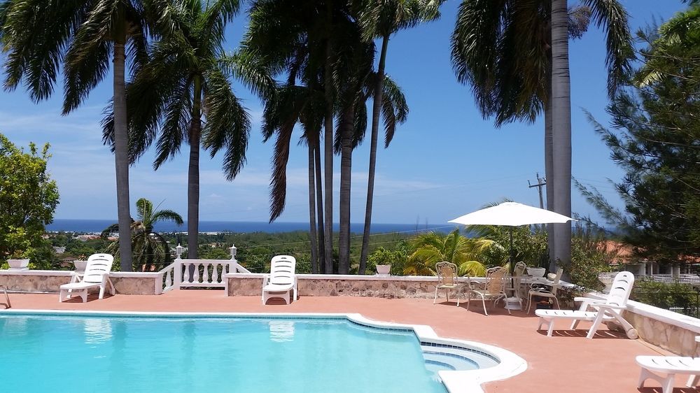 Bed and Breakfast The Retreat @ A Piece Of Paradise Montego Bay Exterior foto